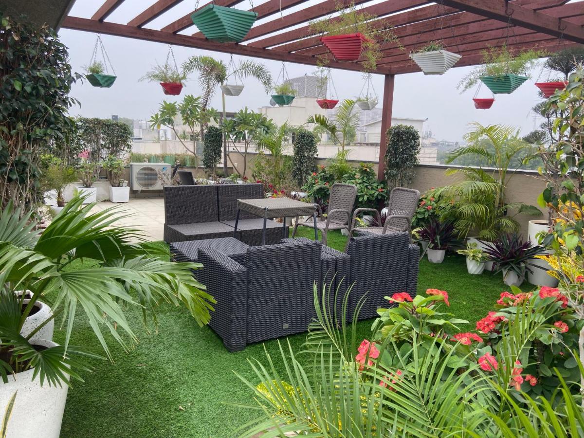 Art House Vasant Vihar New Delhi Bed and Breakfast Buitenkant foto