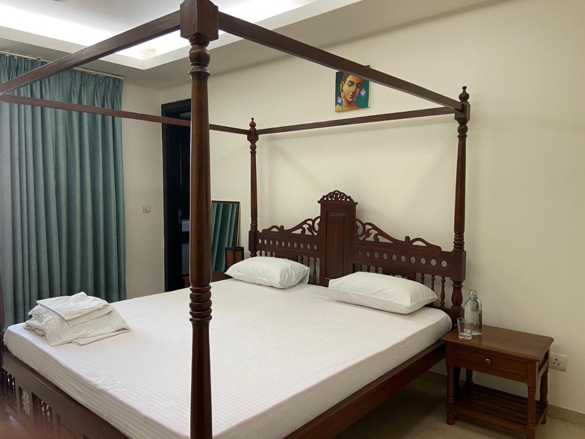 Art House Vasant Vihar New Delhi Bed and Breakfast Buitenkant foto